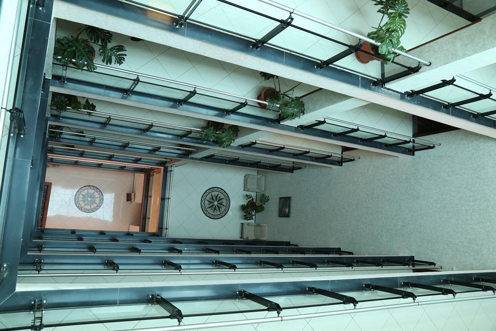 Afarensis International Hotel Addis Abeba Exterior foto