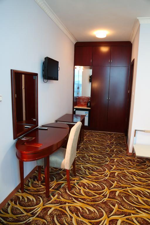 Afarensis International Hotel Addis Abeba Zimmer foto